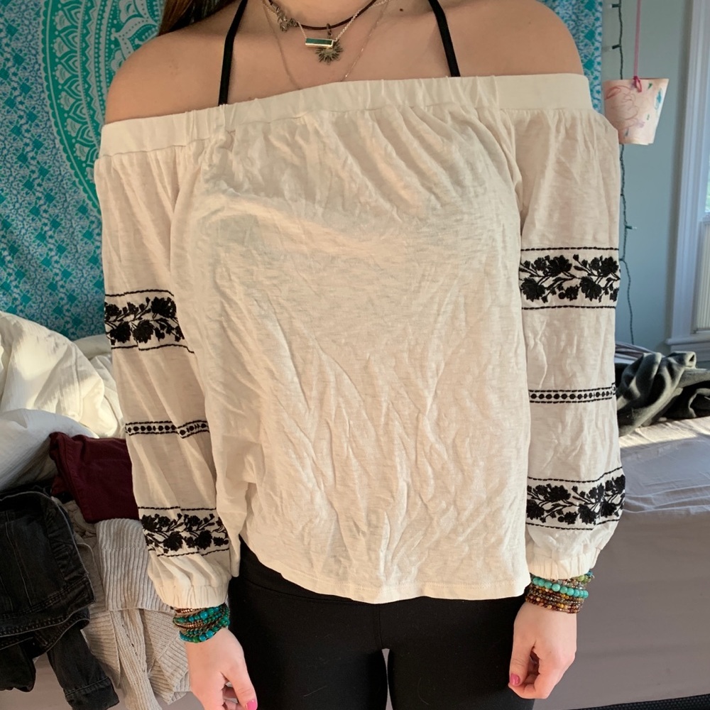 American Eagle Off the Shoulder Shirt
